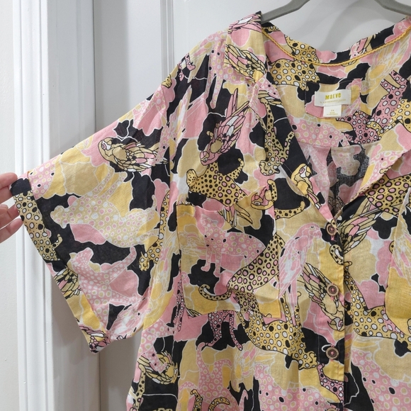 MAEVE Printed Buttondown Surf Shirt, Novelty Printed Cheetah Parrot 100% Linen - Picture 3 of 16